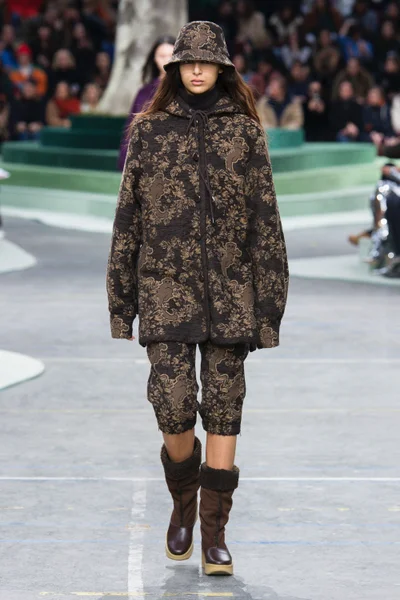 Look 55